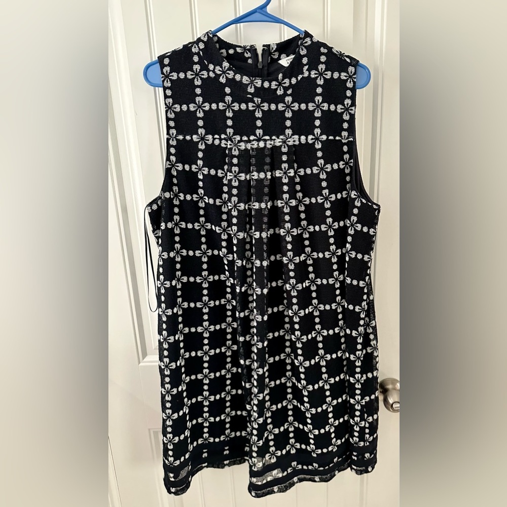 Crown and Ivy dress